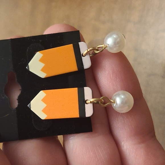 Cute Pencil Earrings - Picture 4 of 6